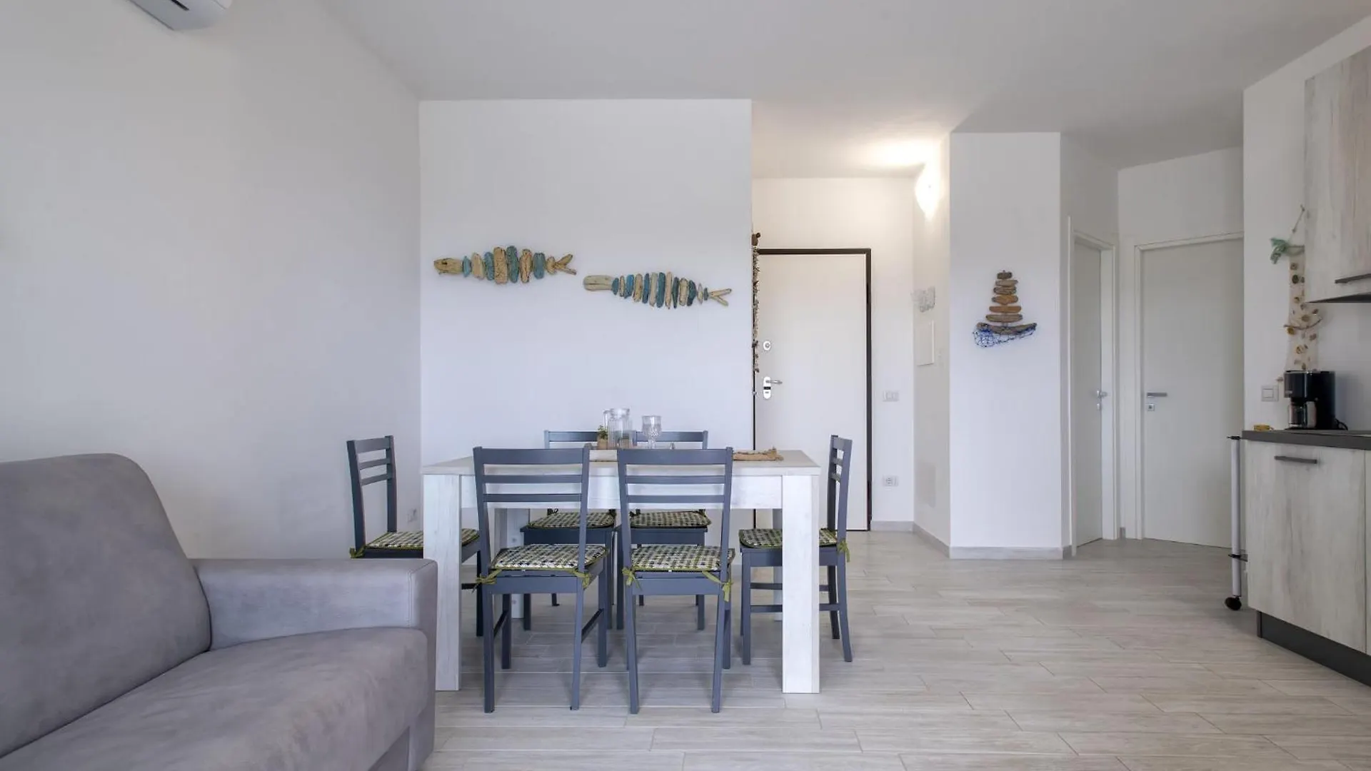 Apartment La Terrazza Sulla Piscina By Interhome Valledoria